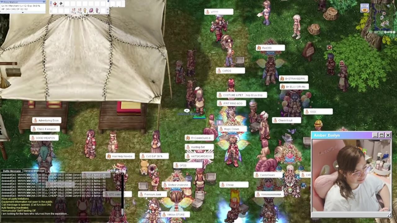 A Ragnarok Online market area is crowded with player shop stalls, trade signs, and characters standing around on grass near a large tent.